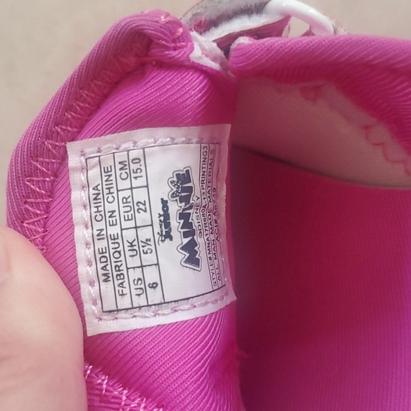 Lot of 4 Toddler girl's size 6 shoes - Picture 4 of 11